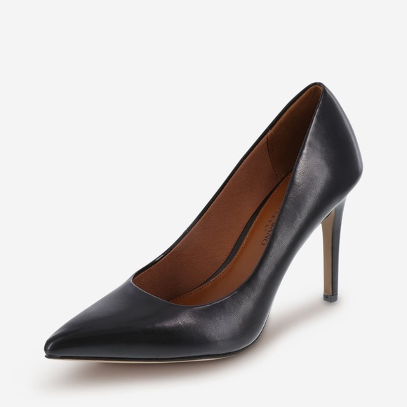 Christian Siriano Shoes - 👠BLACK POINTED TOE HIGH HEEL SHOES